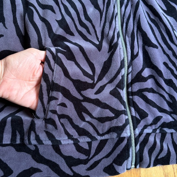 Style & Co. Sport Soft Velour Zip Up Animal Print Stripe Zebra Pattern Jacket XL - Picture 2 of 7